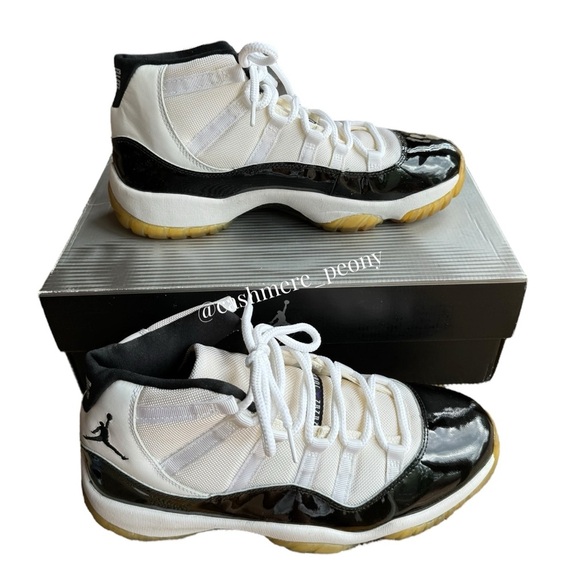 NIB Nike Air Jordan 11 Retro Size 12 White/Black Concord Men 2000 136046-101 - Picture 1 of 9